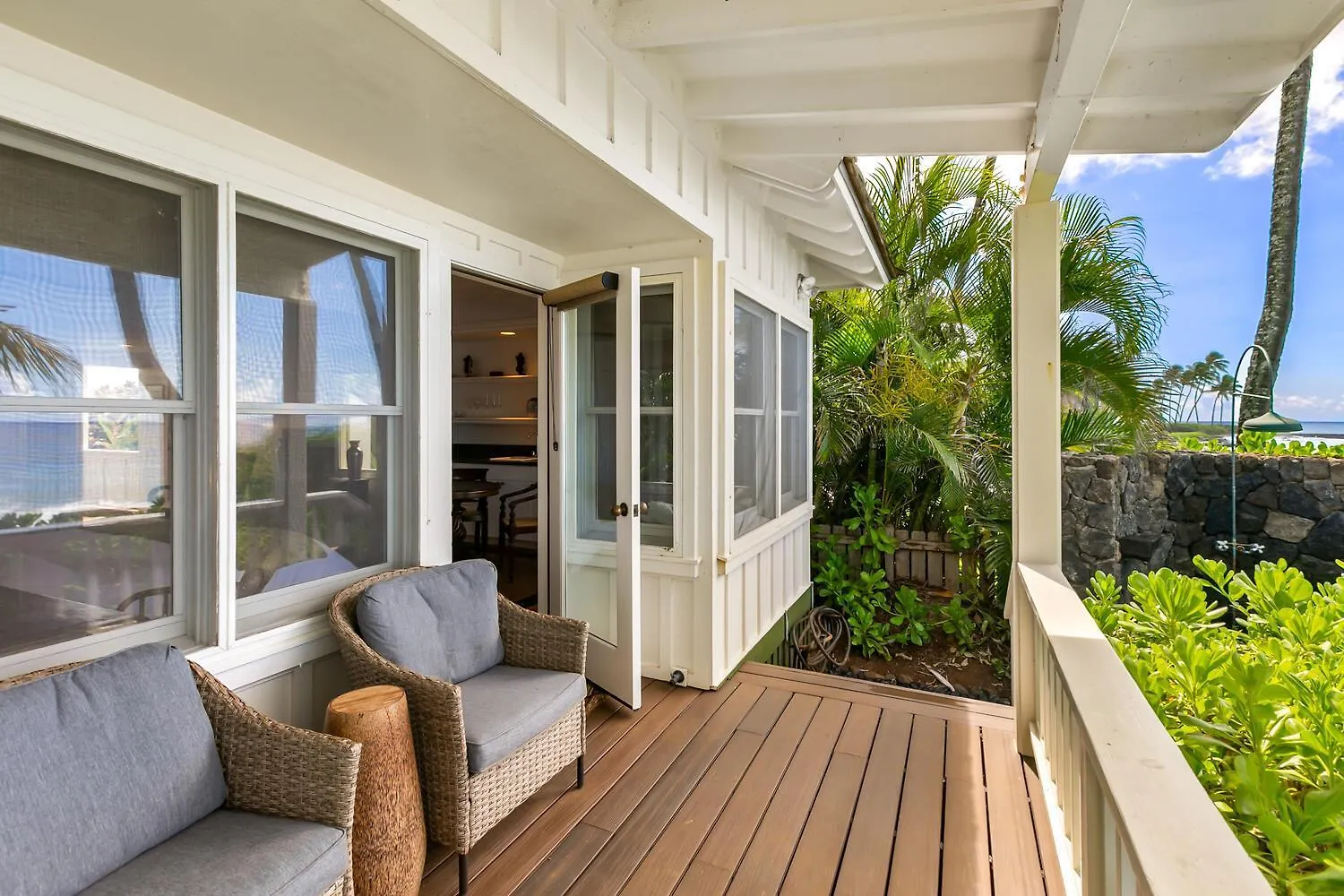 Classic 3Br Oceanfront Cottage - Alekona Kauai Koloa 0*,  United States